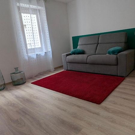 Spazioso E Completo Appartamento Con 3 Camere, Doppi Servizi, Fino A 8 Posti Letto Pedavena Exterior foto